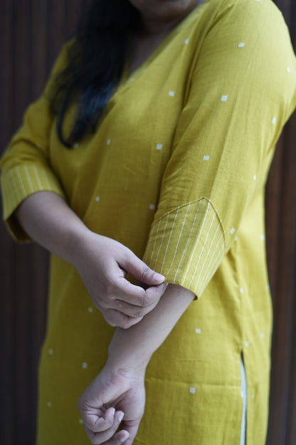 Handloom Love in Mustard Hue