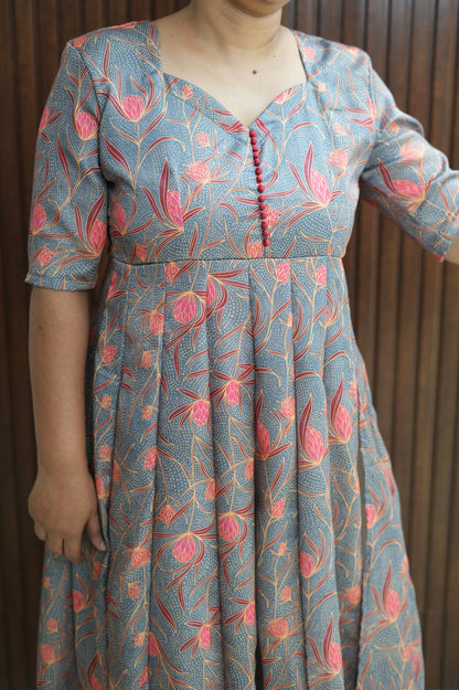 Grey Peach Bloom Fusion Side Slit Kurti